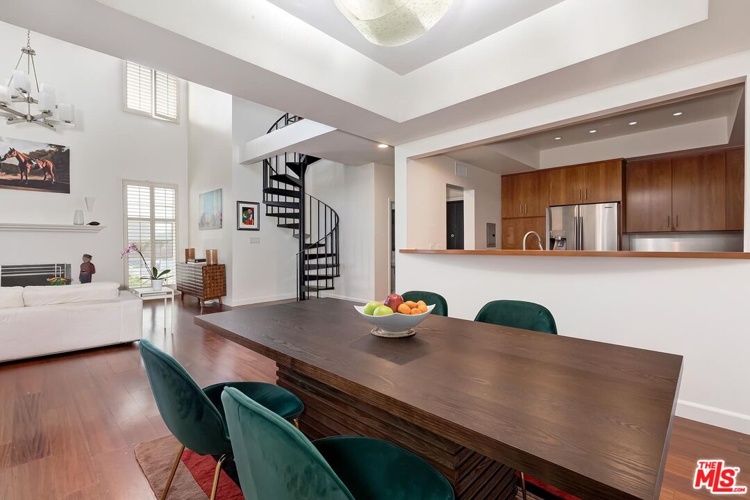 964 Hancock Ave Unit: 302