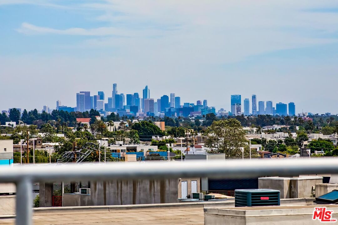 964 Hancock Ave Unit: 302