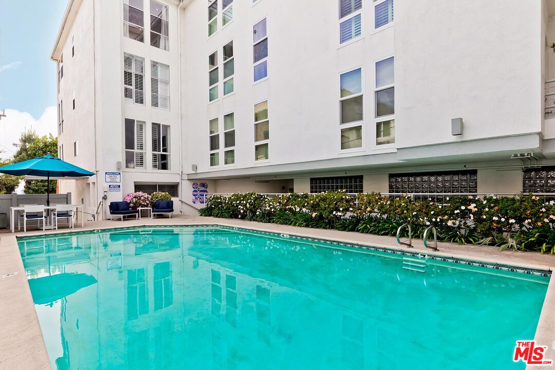 964 Hancock Ave Unit: 302