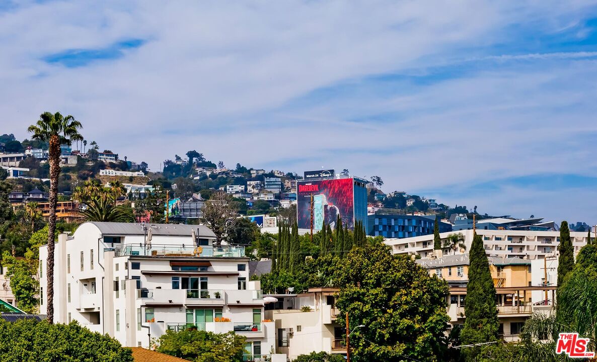 964 Hancock Ave Unit: 302