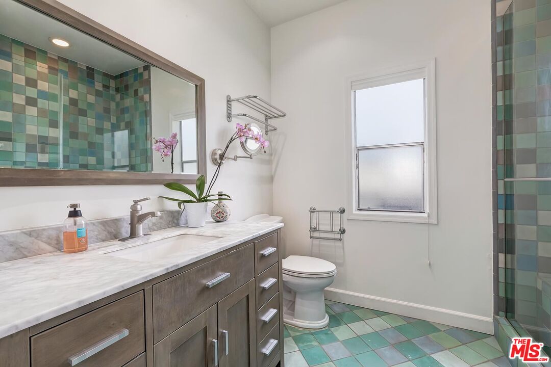 964 Hancock Ave Unit: 302