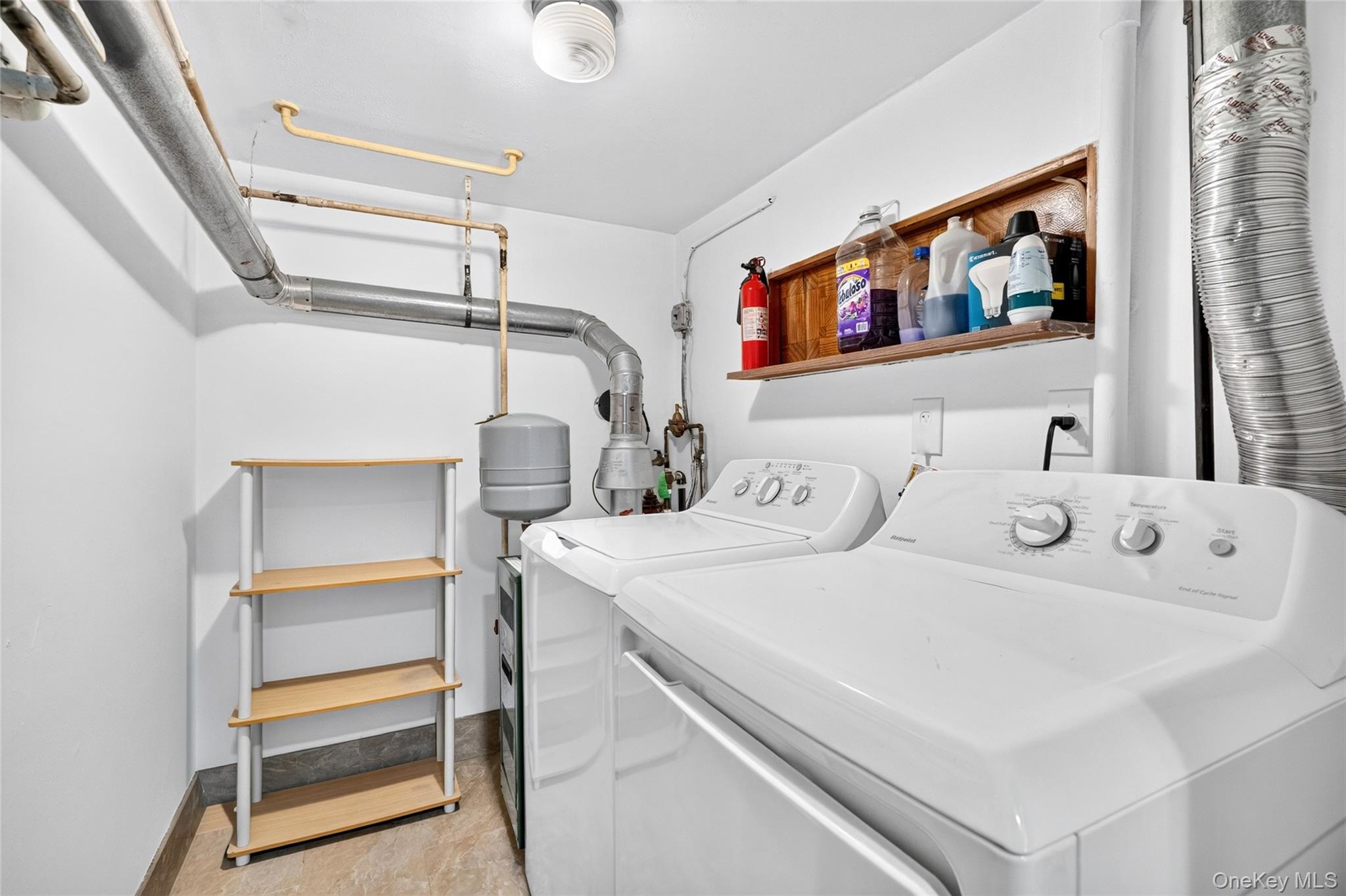 11 Jackson Avenue Unit: 81