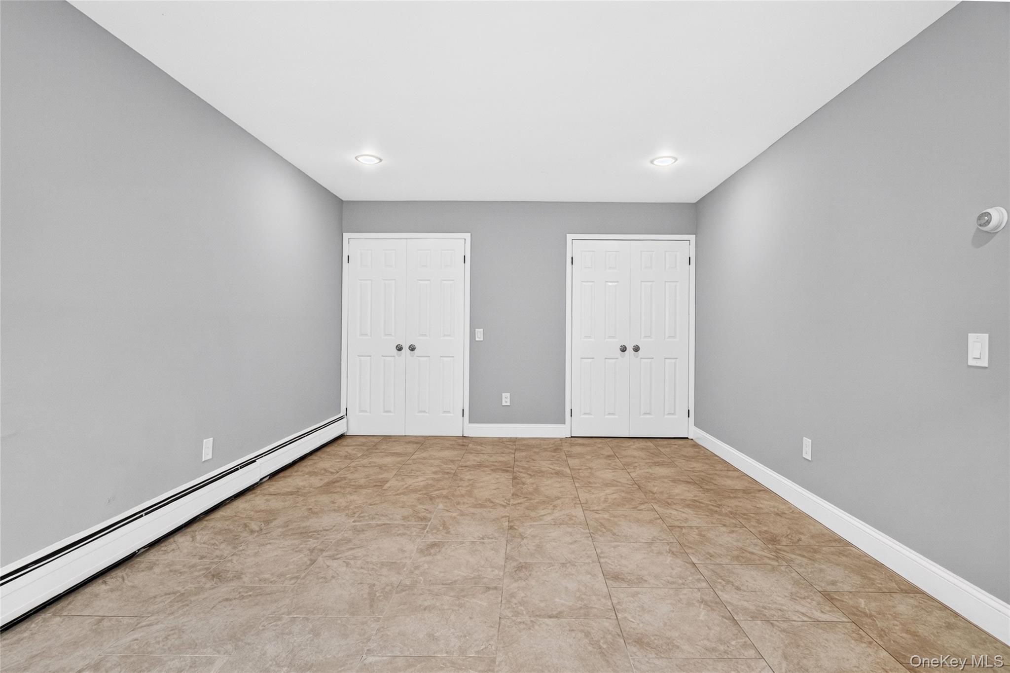 11 Jackson Avenue Unit: 81