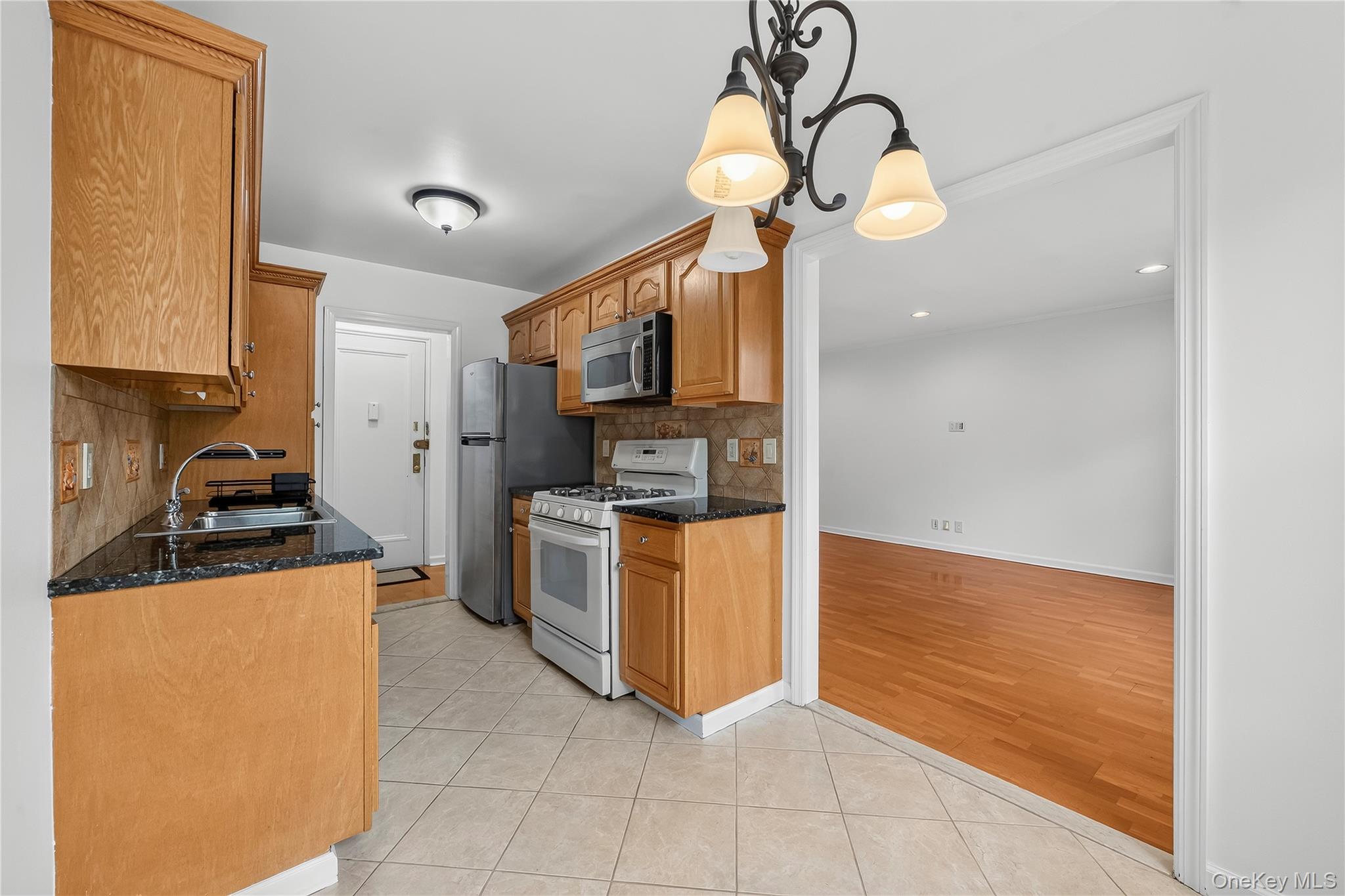 793 Palmer Road Unit: 2F