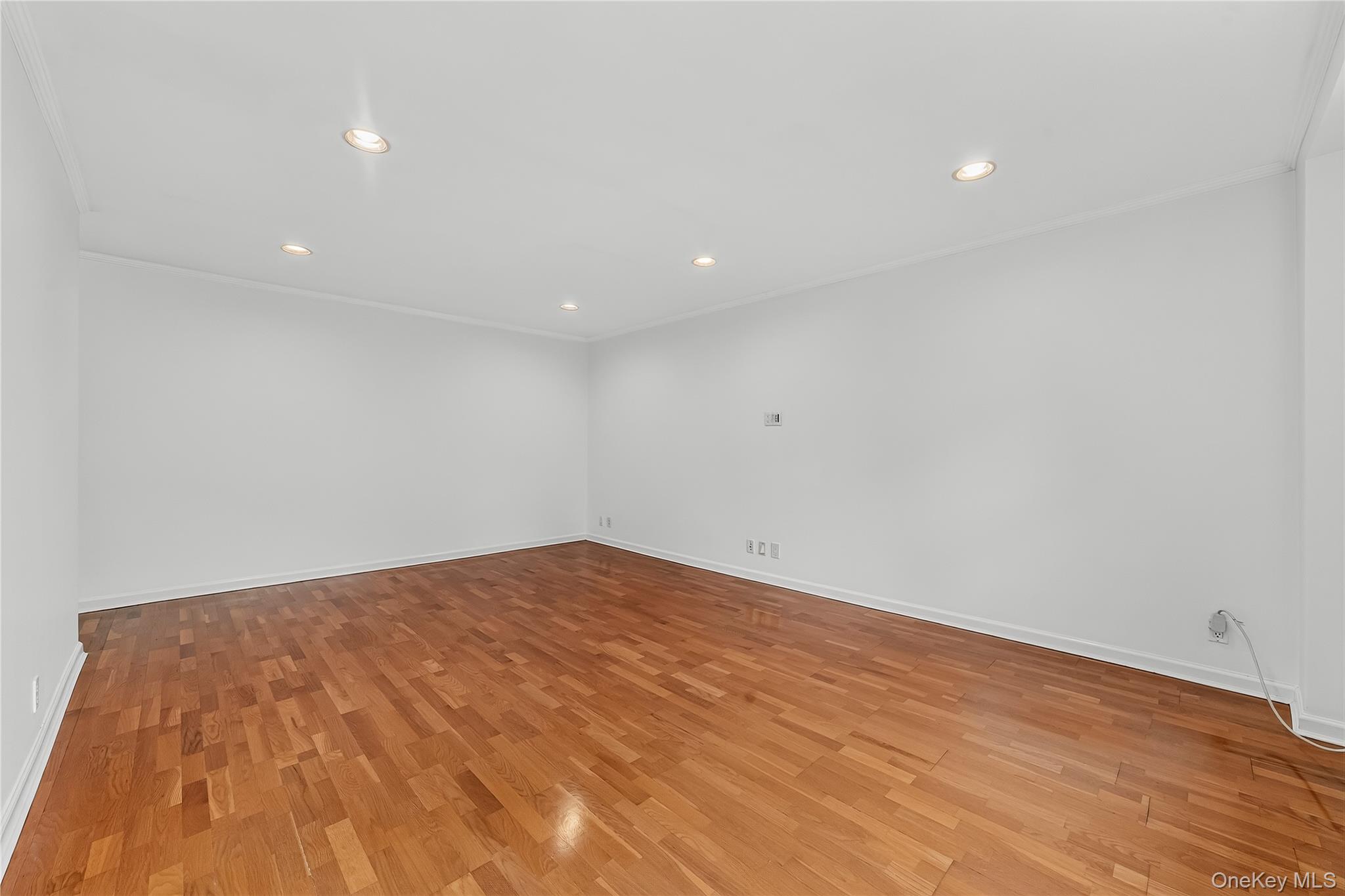 793 Palmer Road Unit: 2F