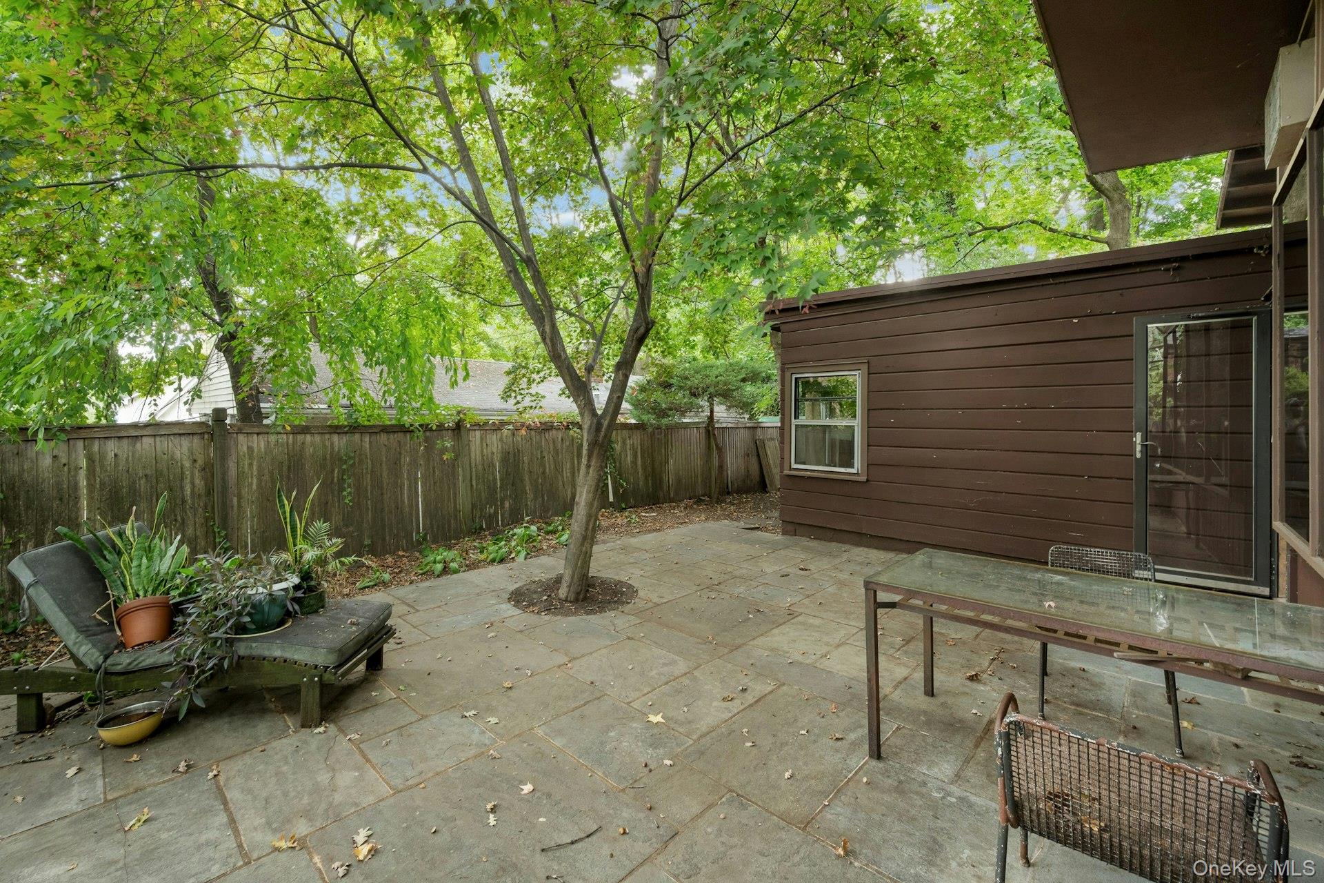 85 aka 87 Lefferts Road
