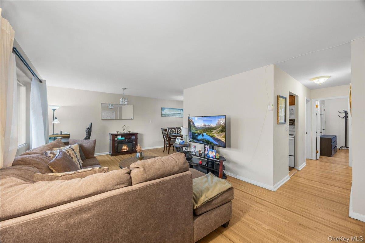 782 Tuckahoe Road Unit: 3C