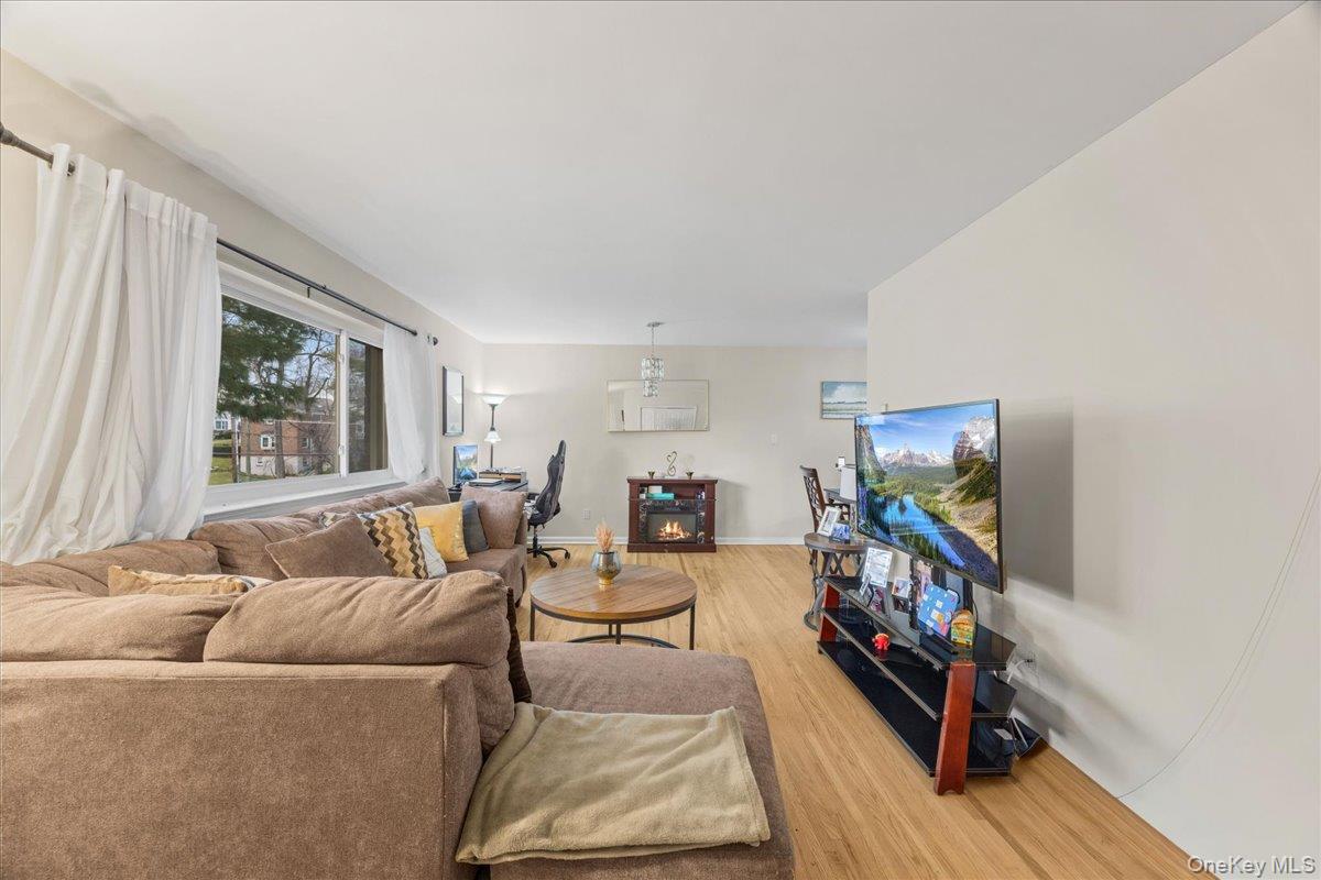 782 Tuckahoe Road Unit: 3C