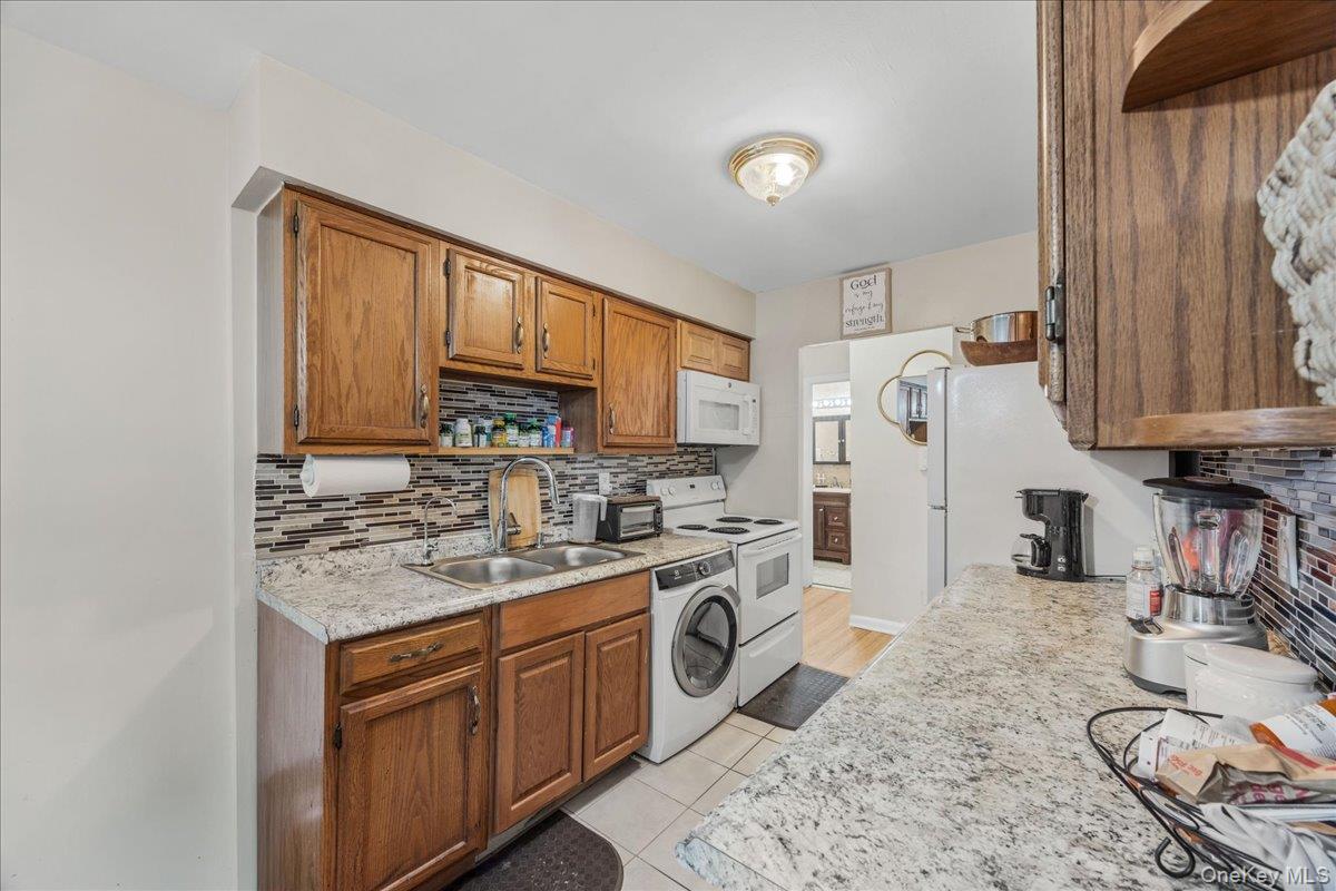 782 Tuckahoe Road Unit: 3C