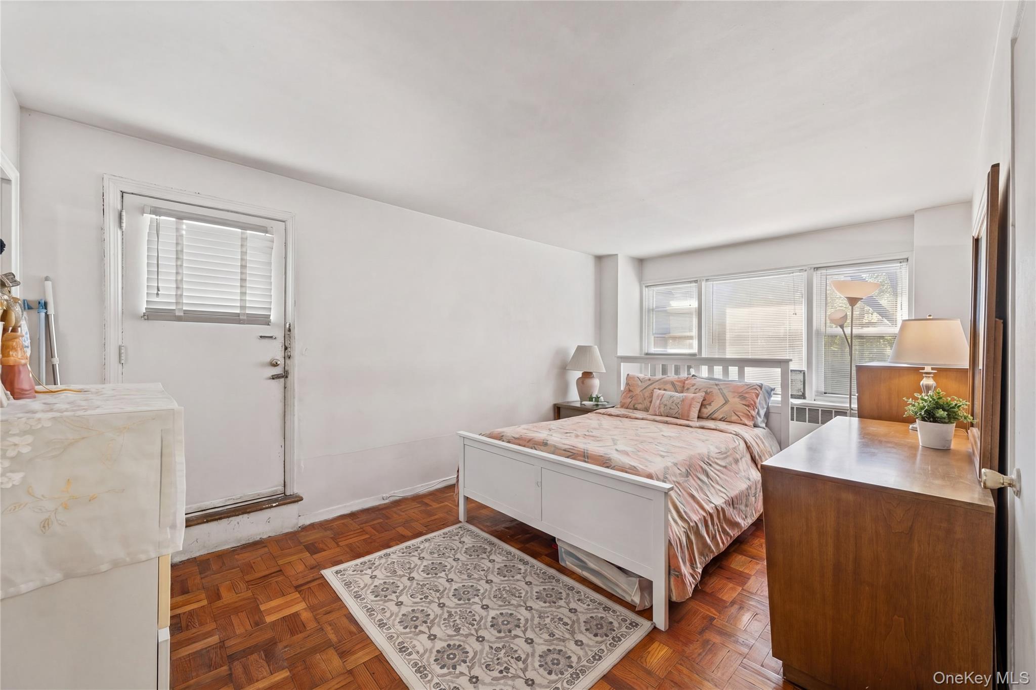 3131 Grand Concourse Unit: 2J
