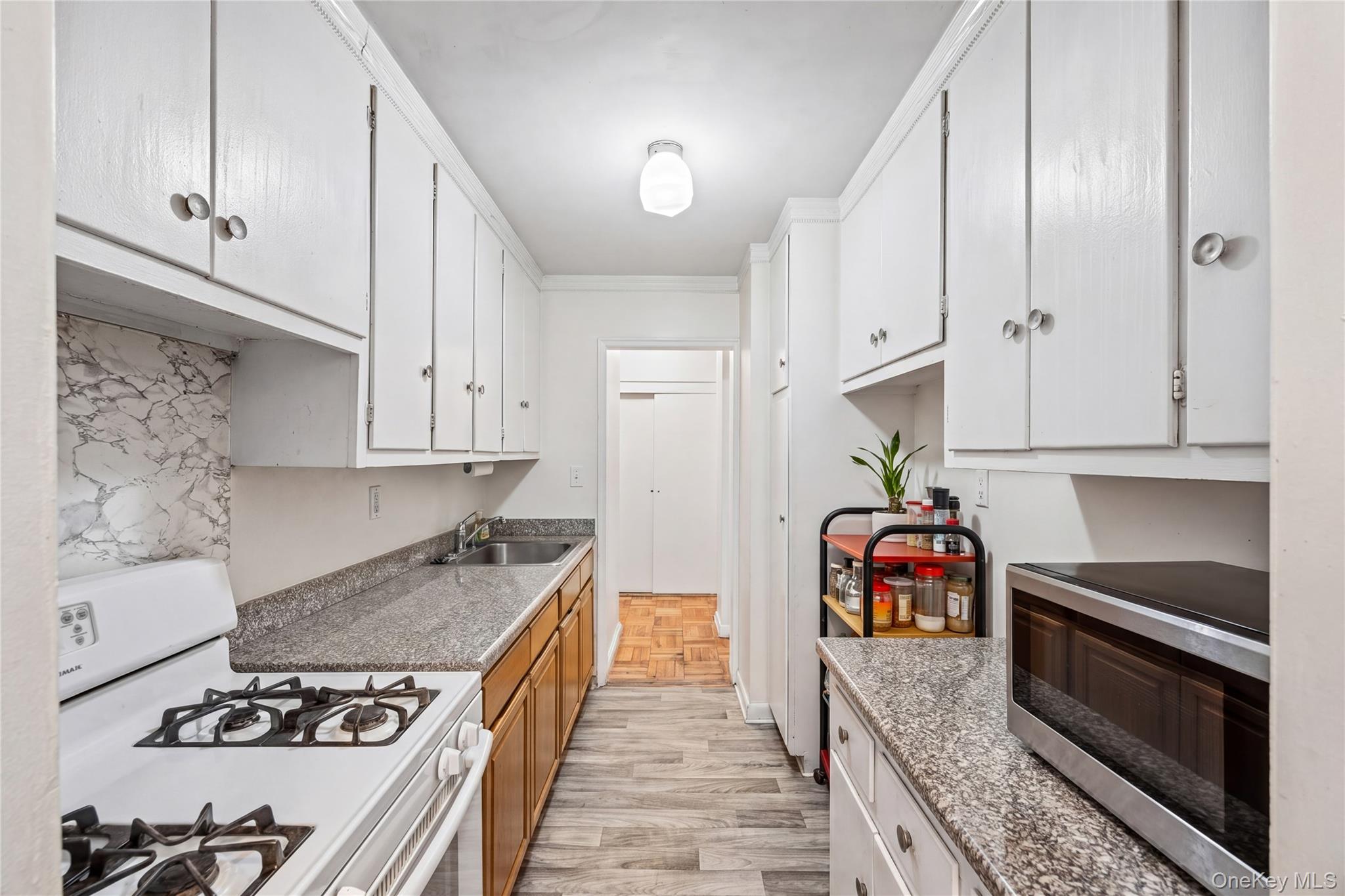 3131 Grand Concourse Unit: 2J