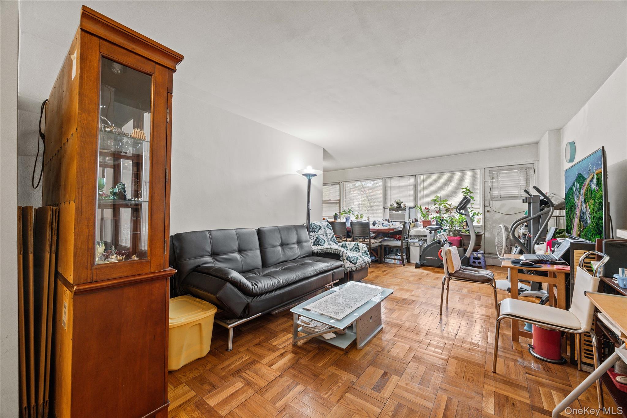 3131 Grand Concourse Unit: 2J