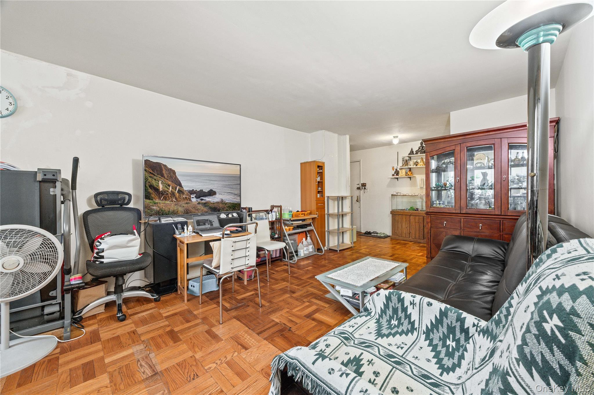 3131 Grand Concourse Unit: 2J