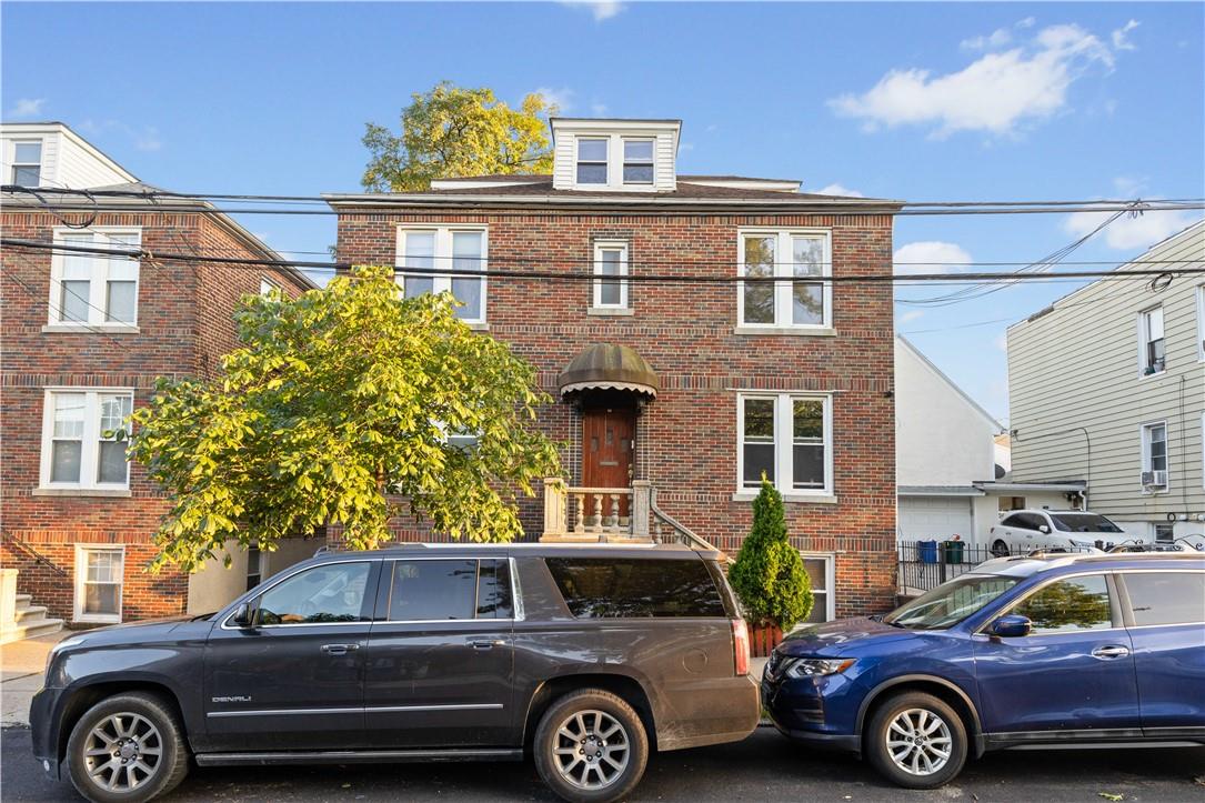 3124 Arnow Place
