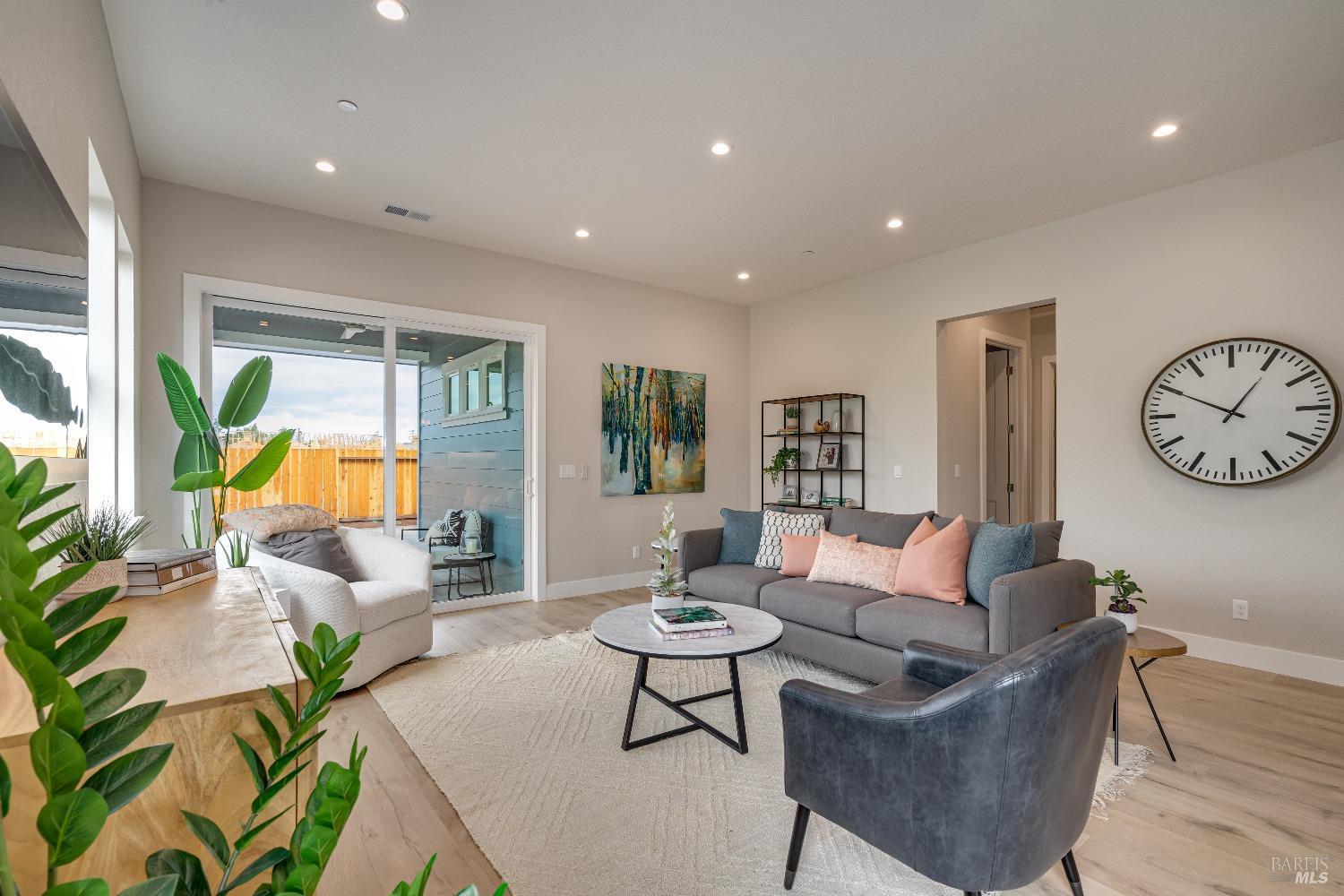 1222 Atascadero Drive