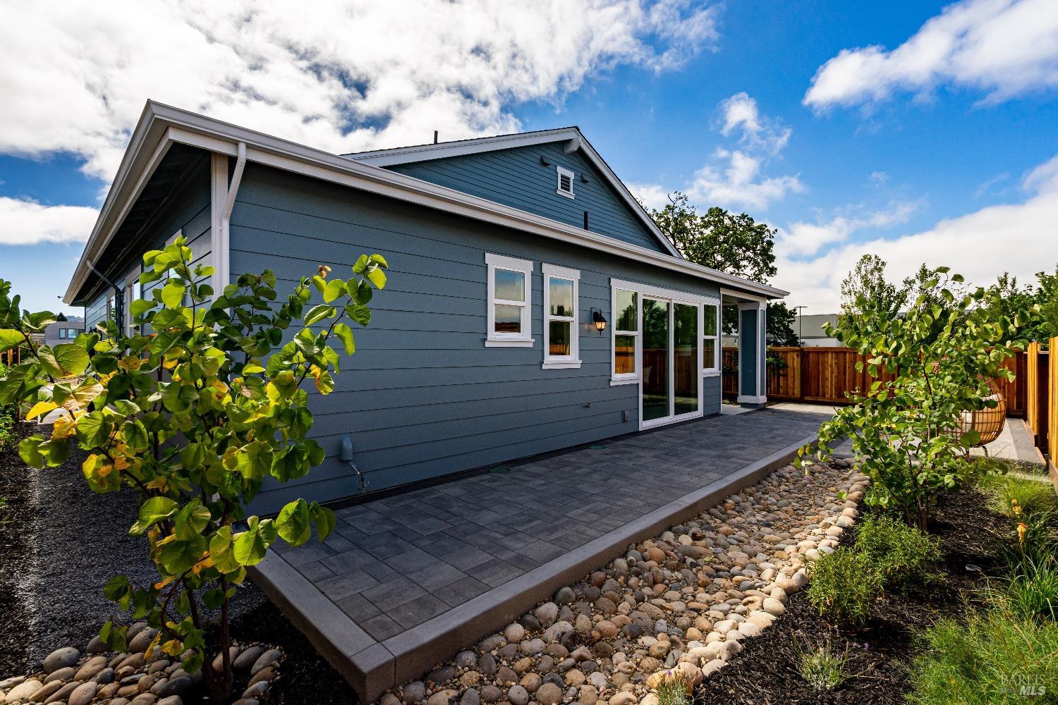 1222 Atascadero Drive