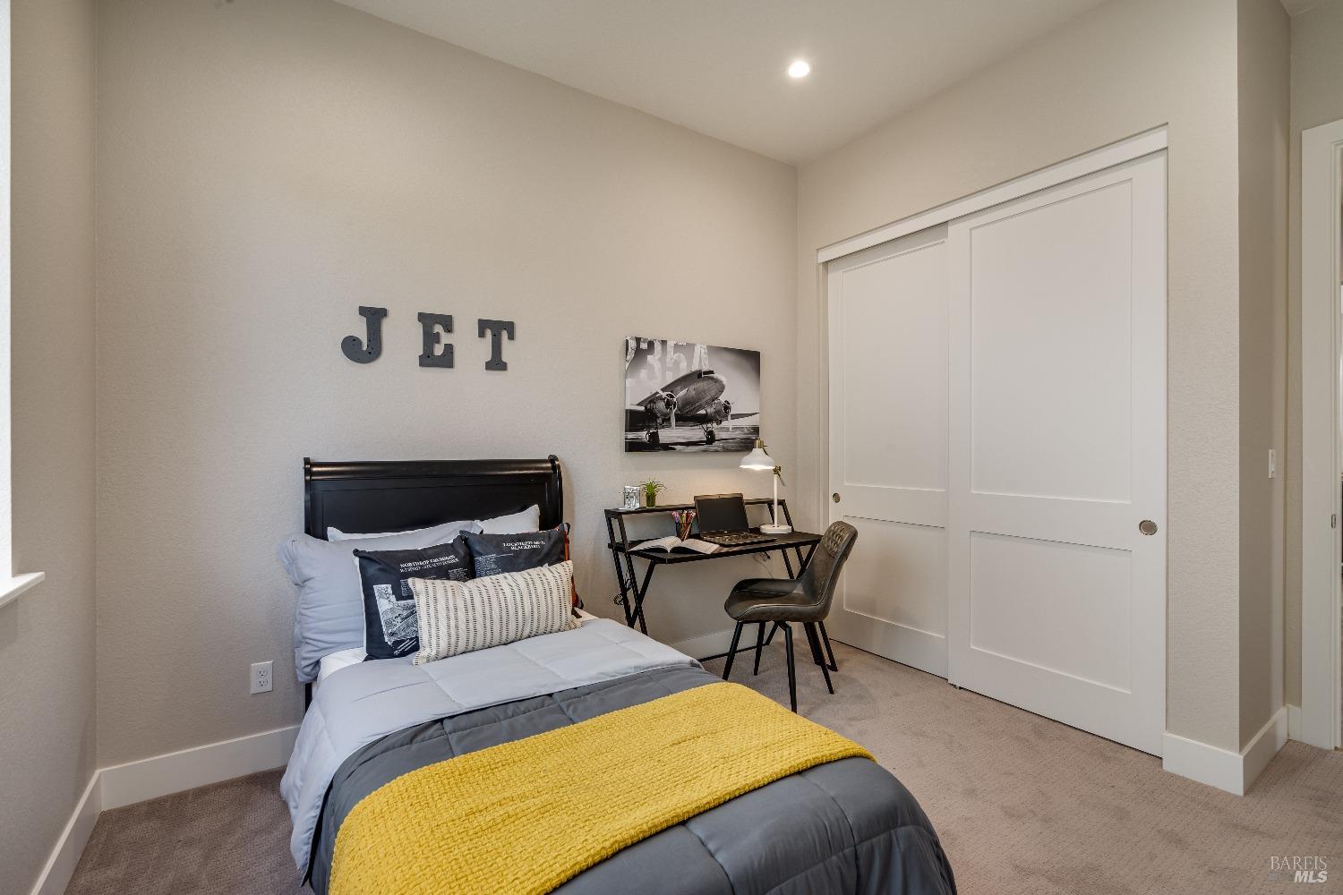 1222 Atascadero Drive