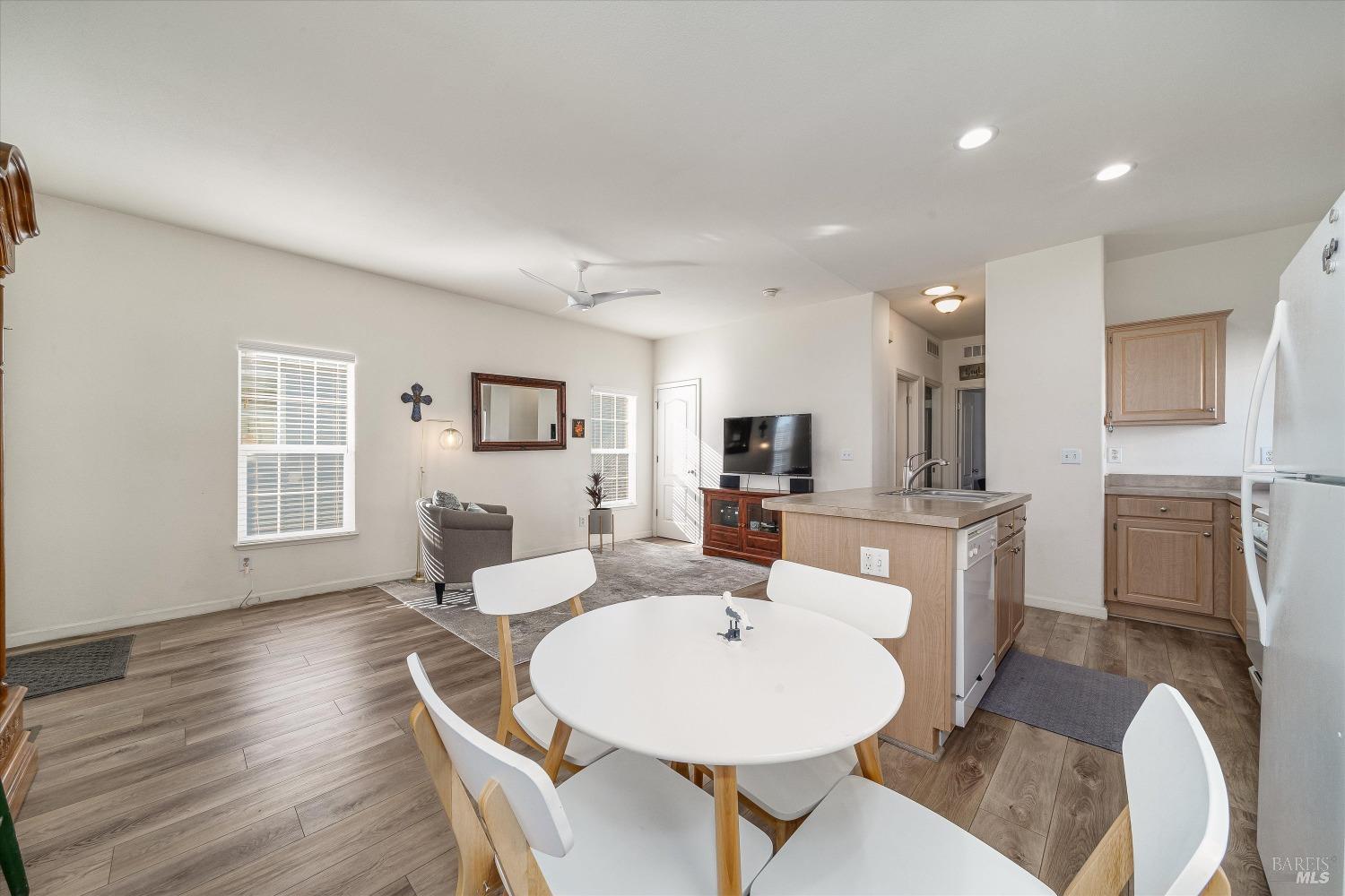 4684 Circle Drive Unit: 229