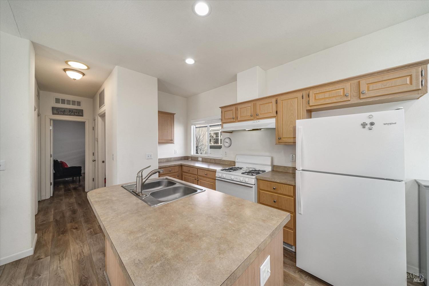 4684 Circle Drive Unit: 229