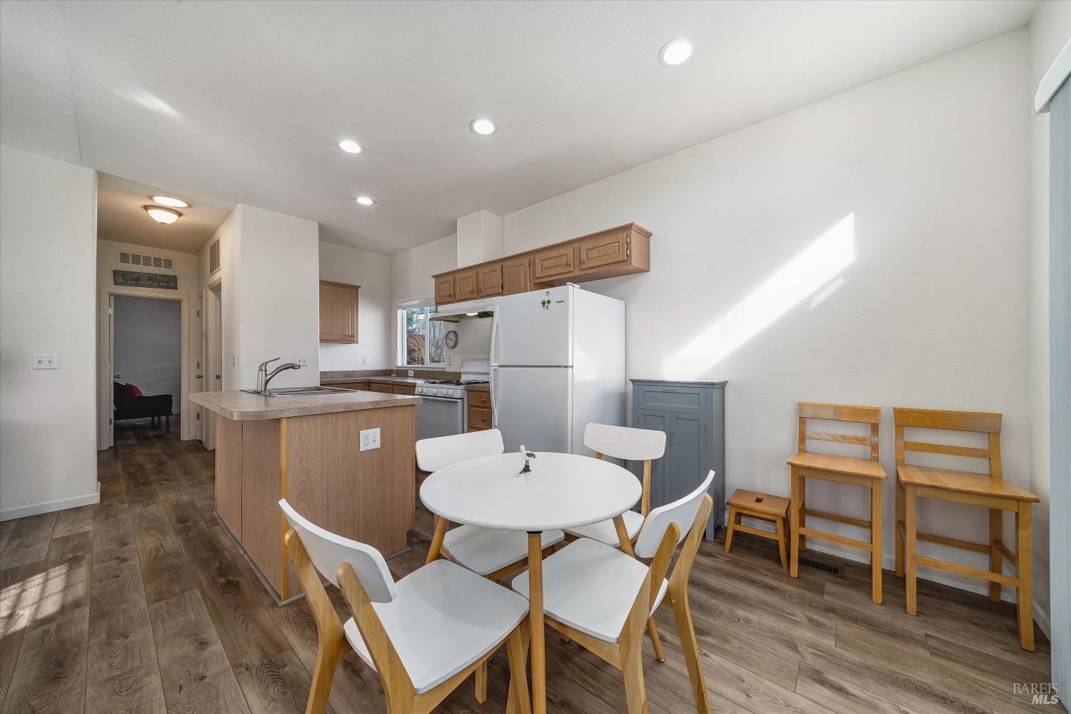 4684 Circle Drive Unit: 229