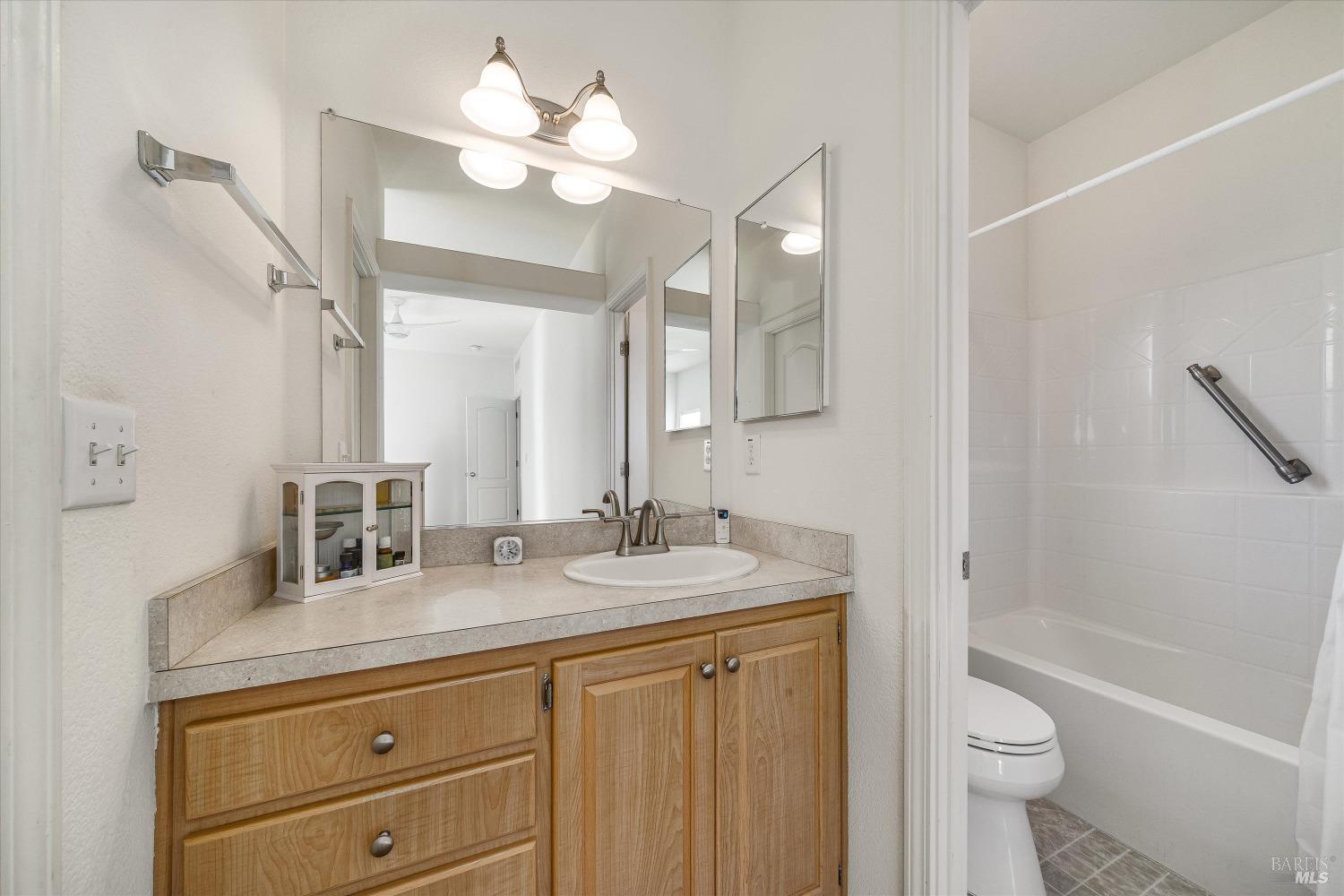 4684 Circle Drive Unit: 229