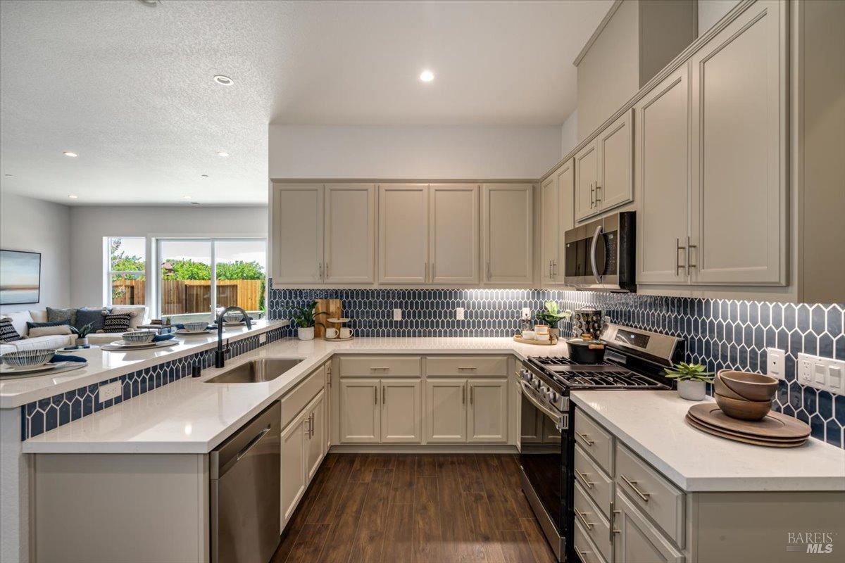 1234 Atascadero Drive