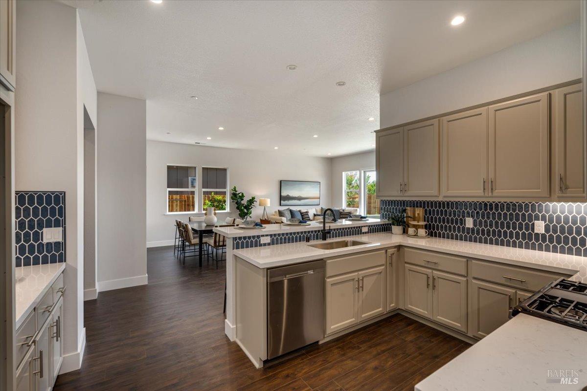 1234 Atascadero Drive