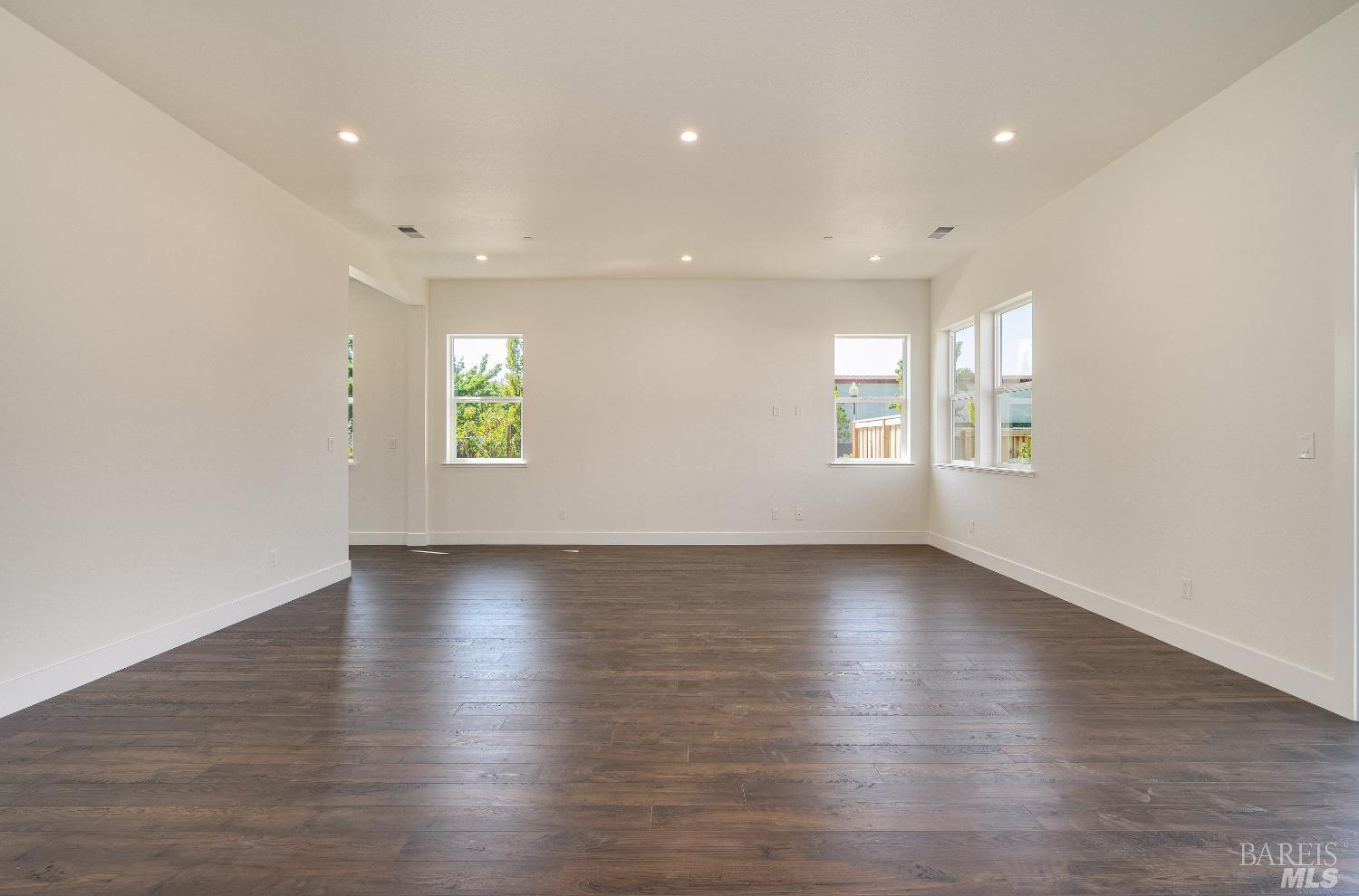 1128 Atascadero Drive