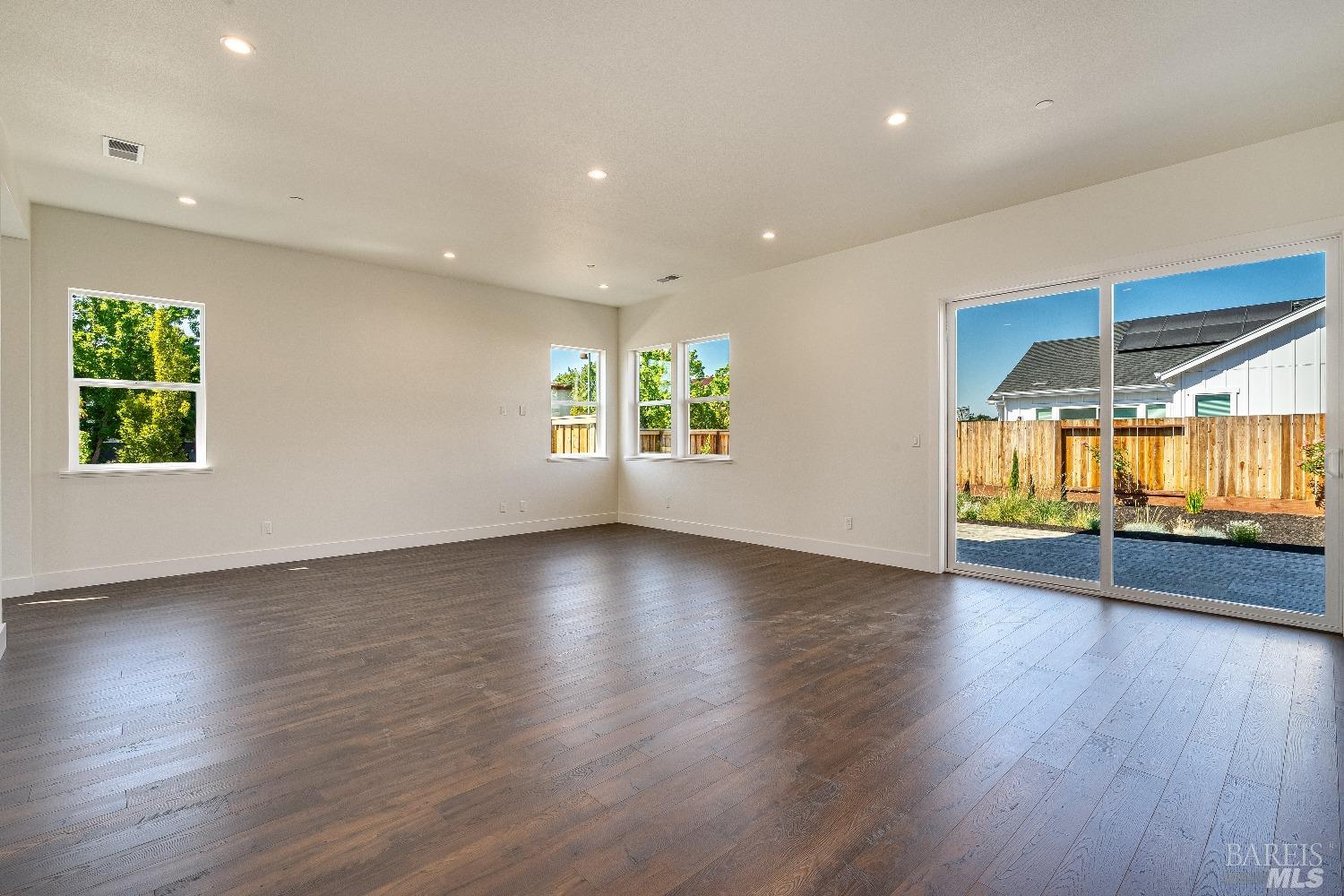 1128 Atascadero Drive