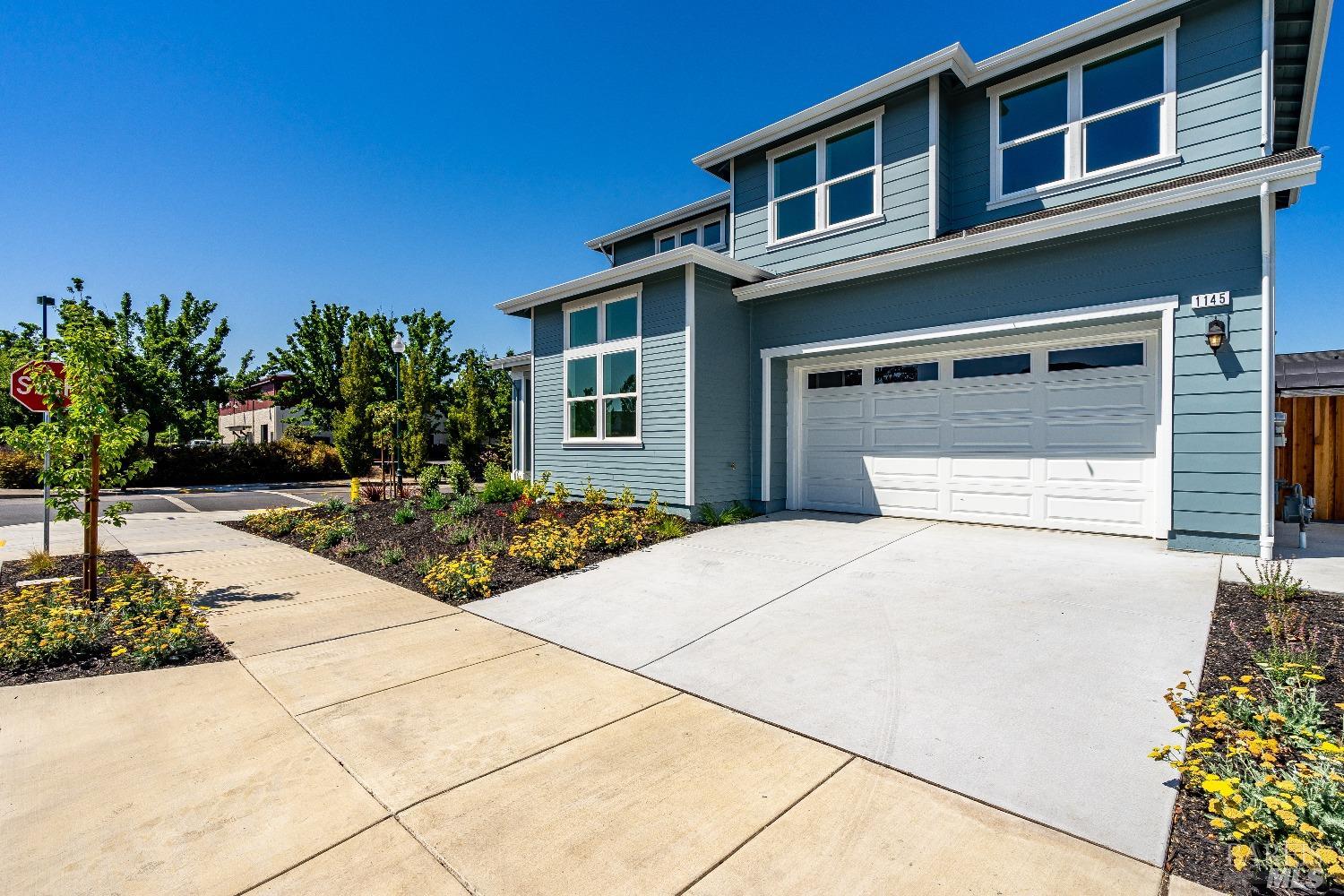 1128 Atascadero Drive