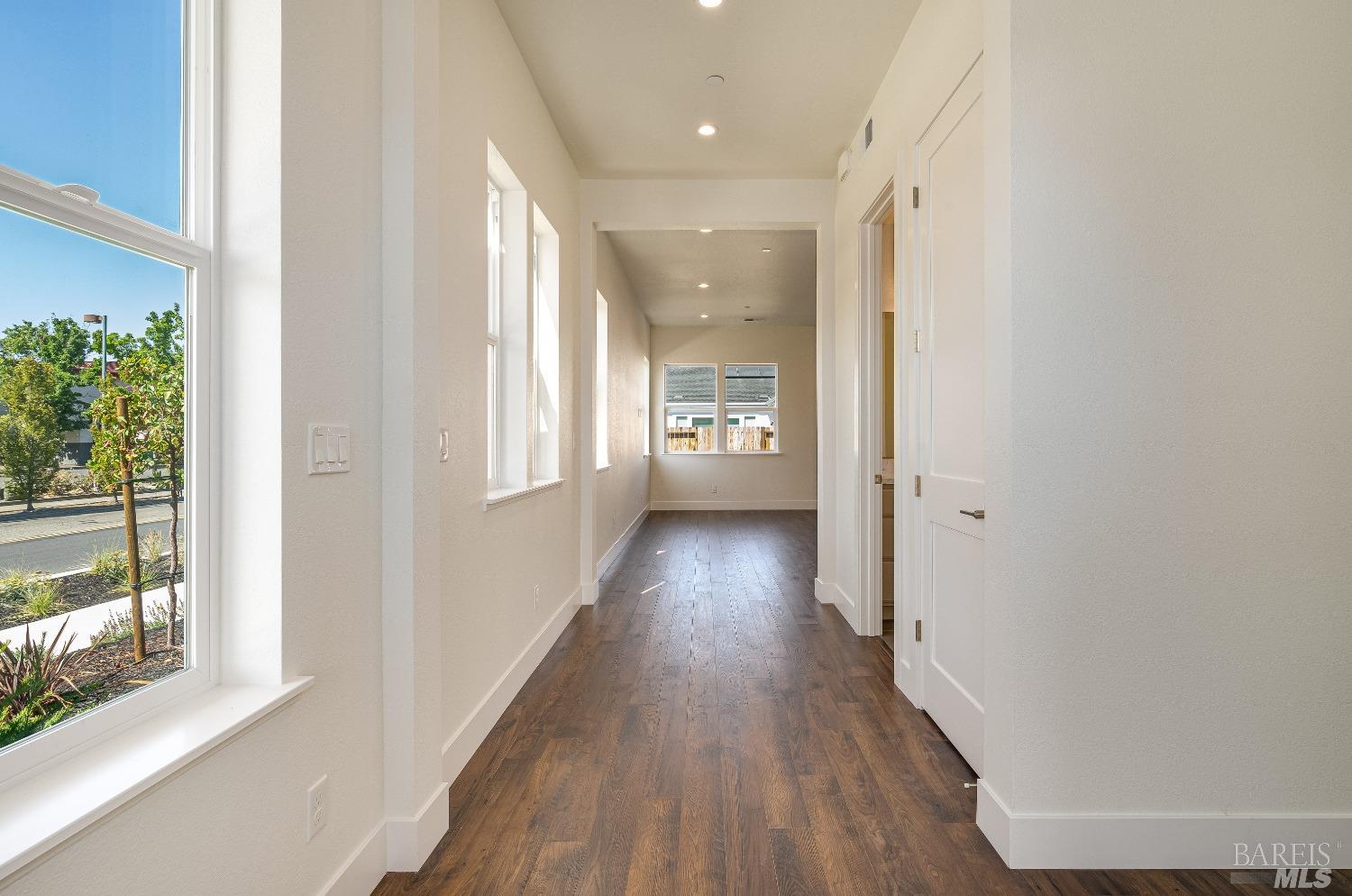 1128 Atascadero Drive