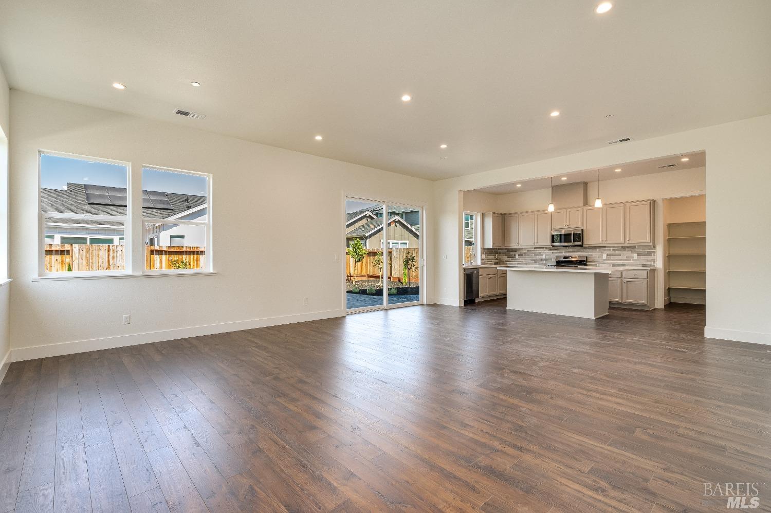 1128 Atascadero Drive