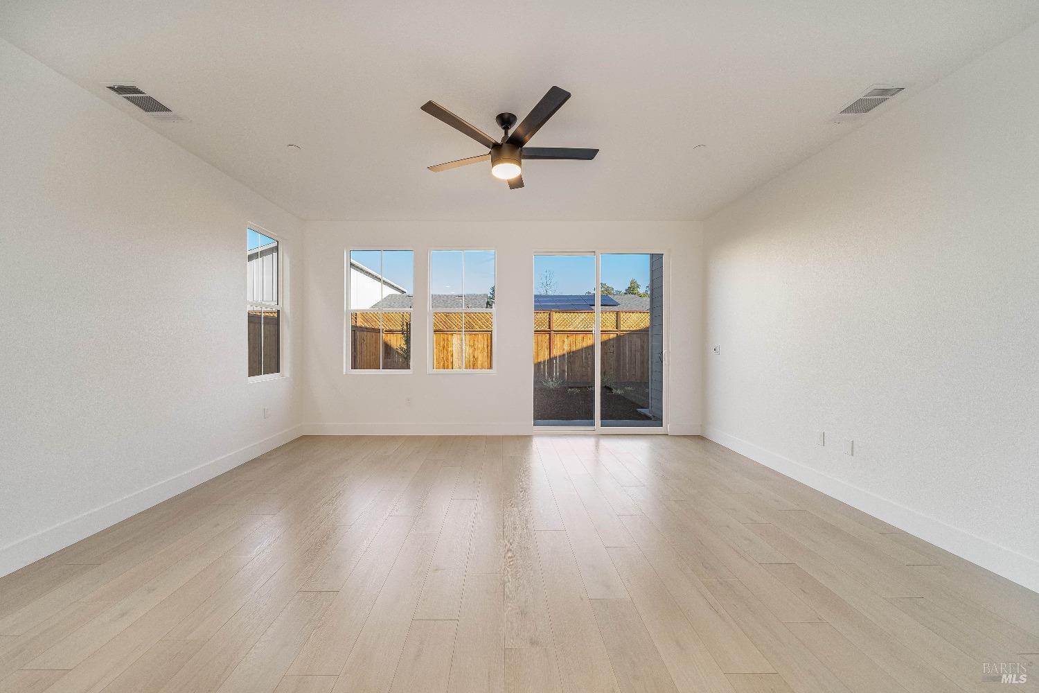 2287 San Miguel Avenue