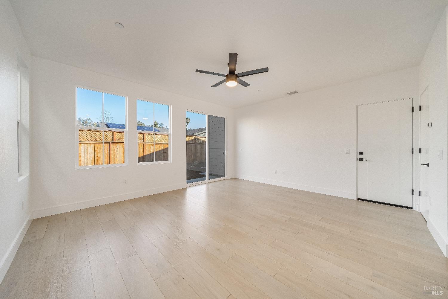 2287 San Miguel Avenue