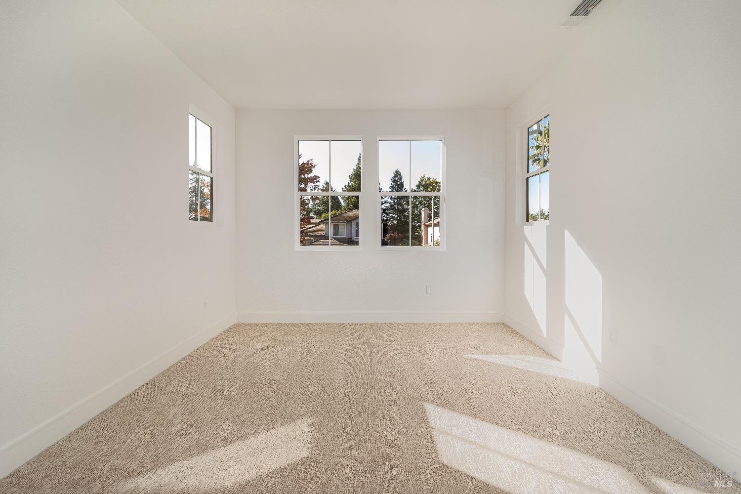 2287 San Miguel Avenue