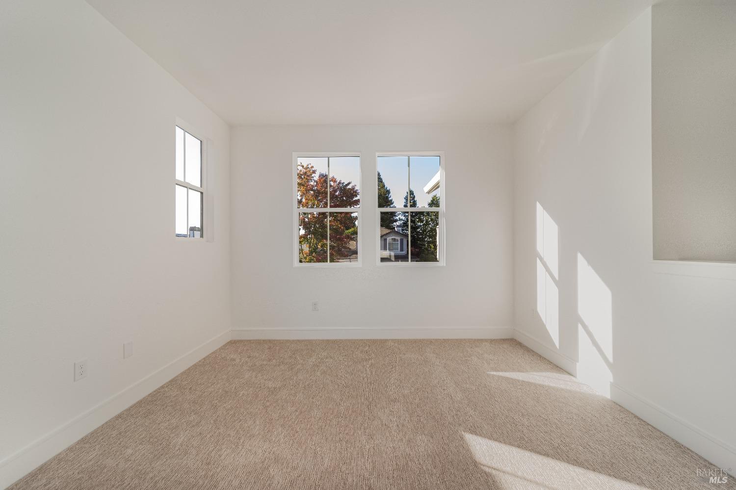 2287 San Miguel Avenue