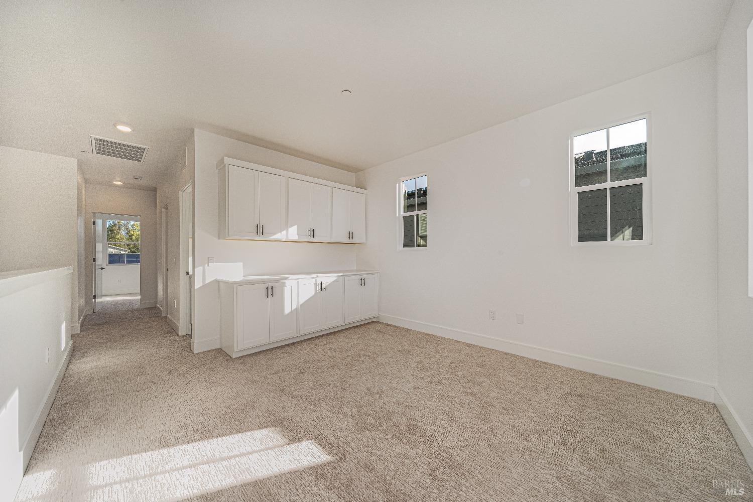 2287 San Miguel Avenue