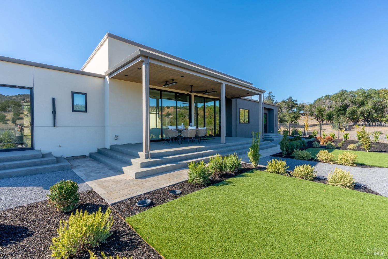 5386 Blue Ridge Trail