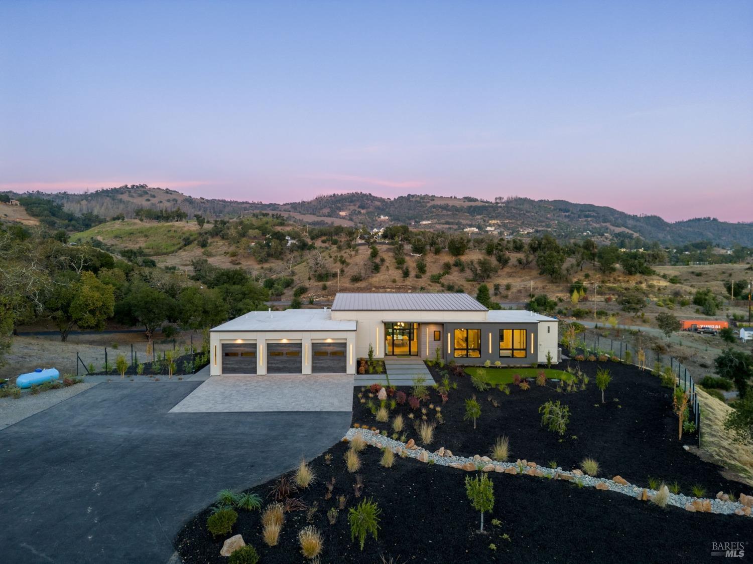 5386 Blue Ridge Trail