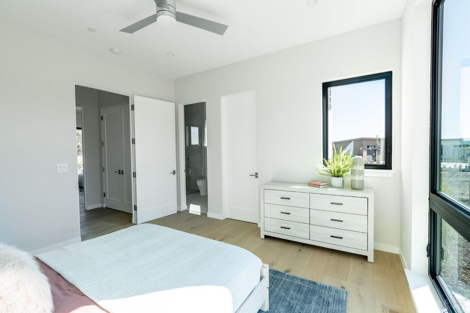 5386 Blue Ridge Trail