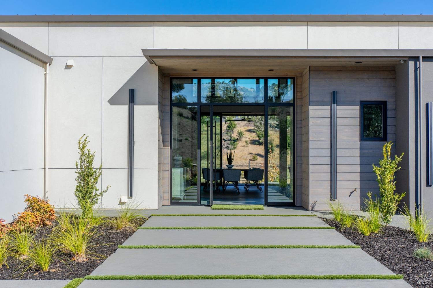 5386 Blue Ridge Trail