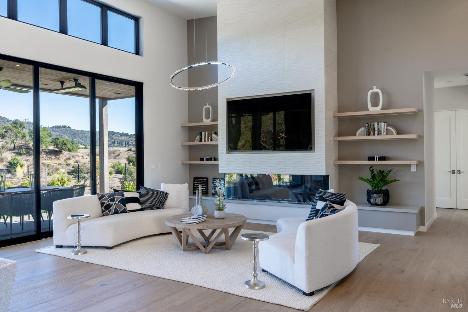 5386 Blue Ridge Trail