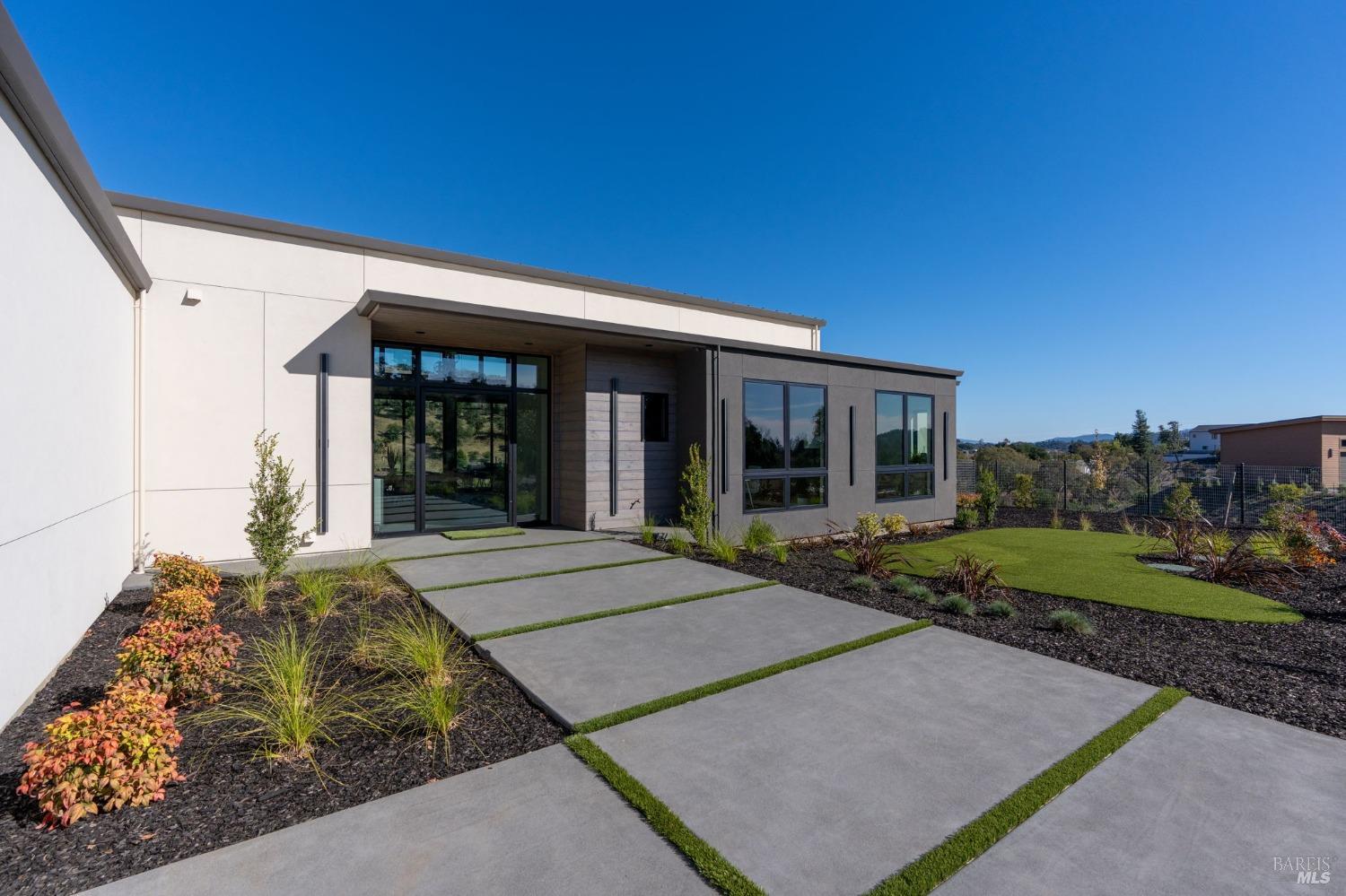 5386 Blue Ridge Trail