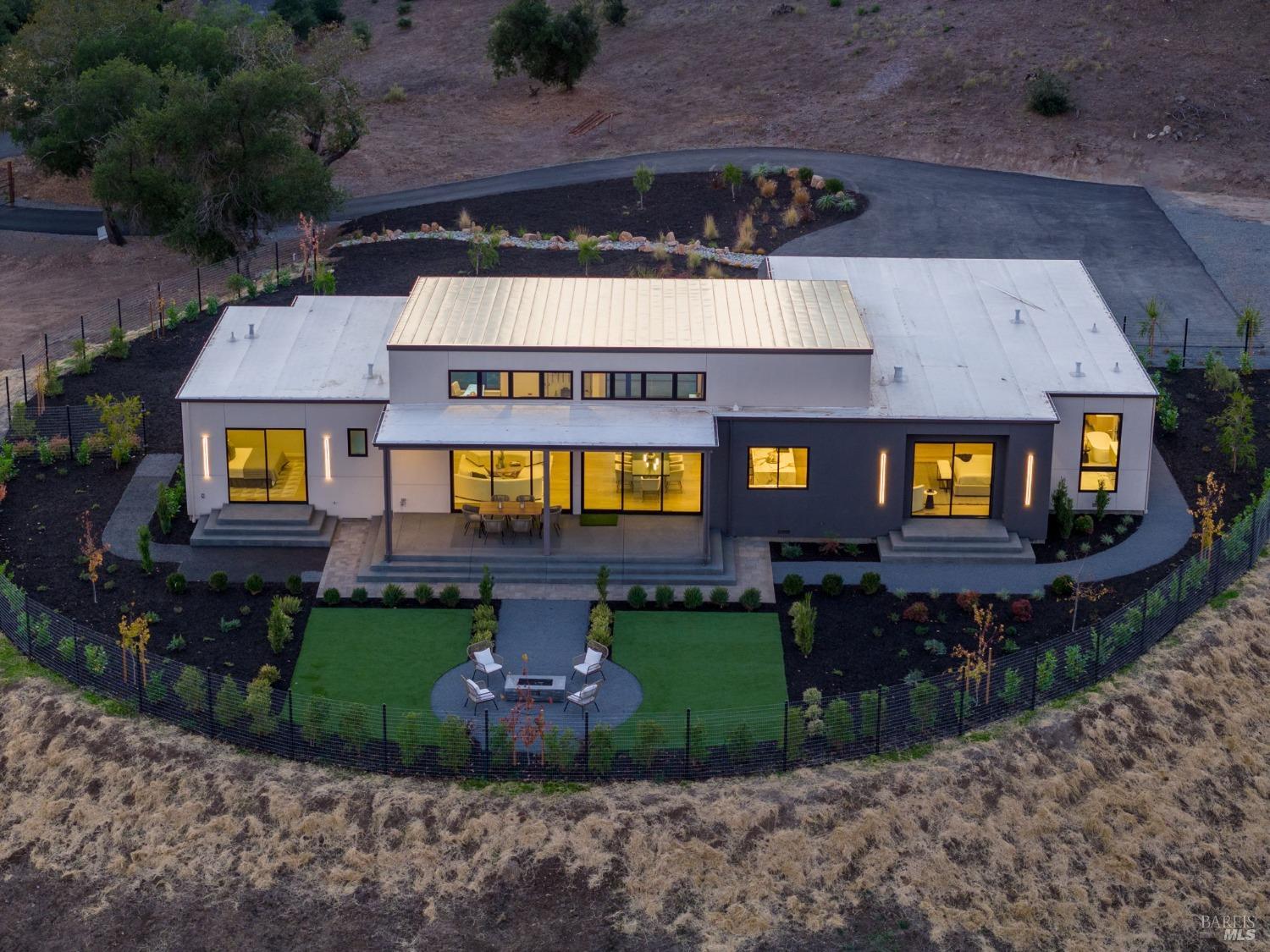 5386 Blue Ridge Trail