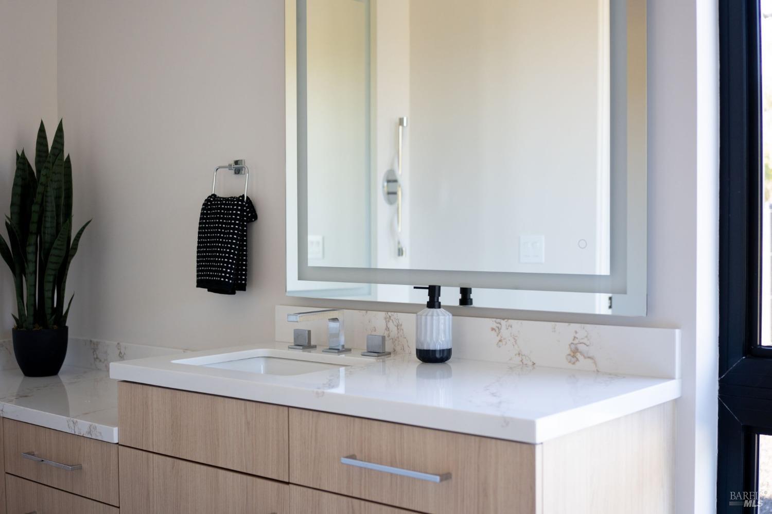 5386 Blue Ridge Trail