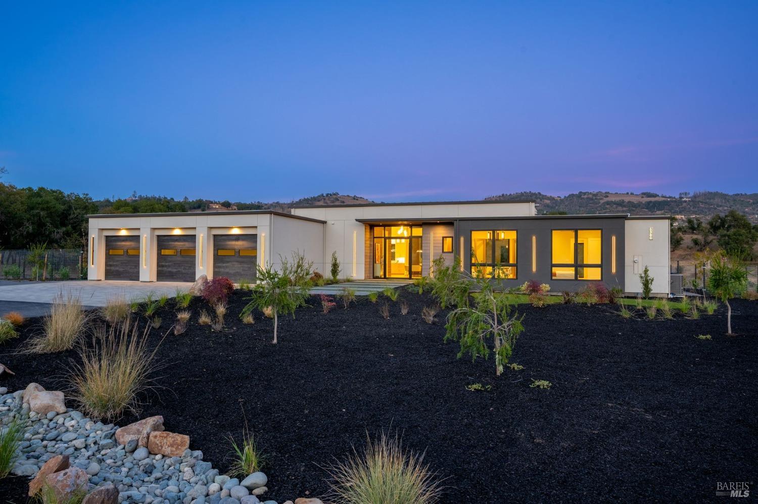 5386 Blue Ridge Trail