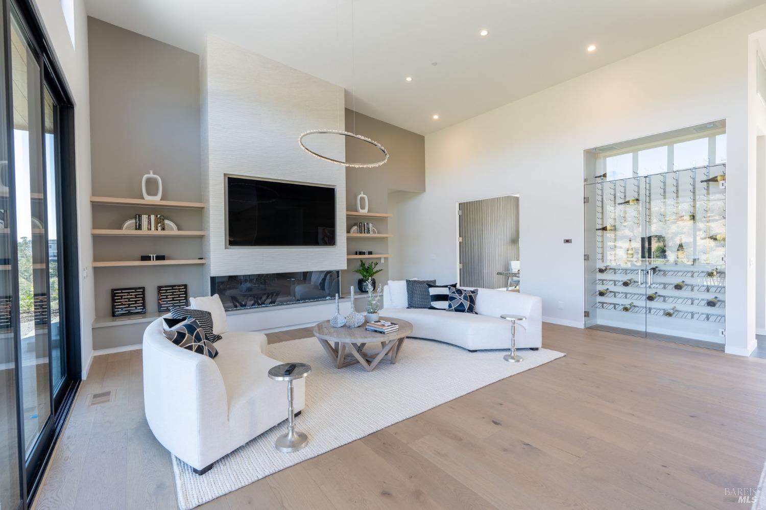 5386 Blue Ridge Trail