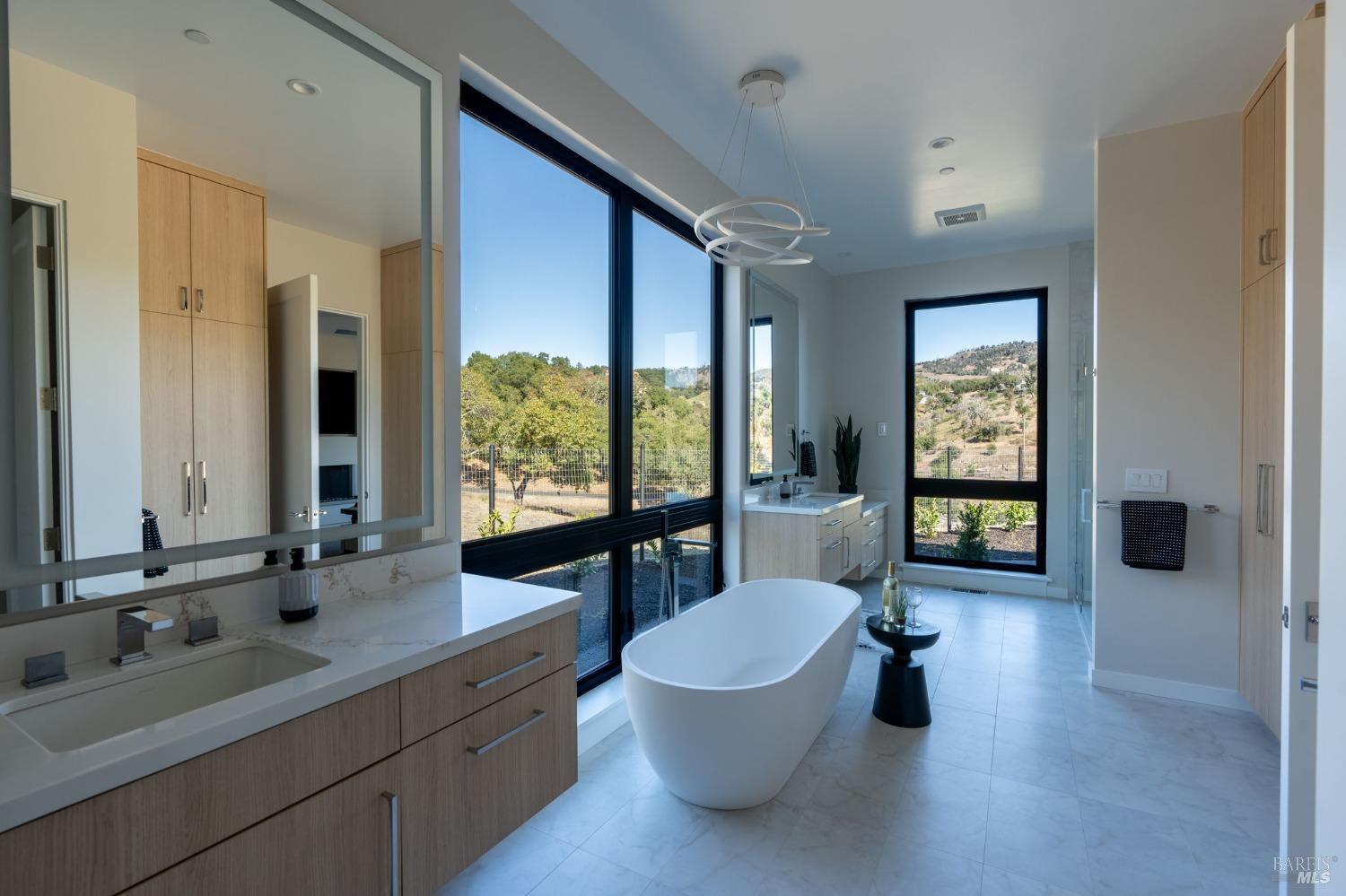 5386 Blue Ridge Trail