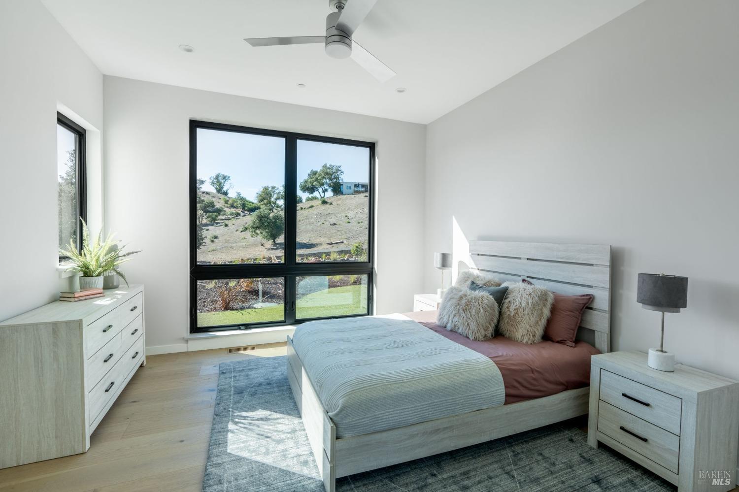 5386 Blue Ridge Trail