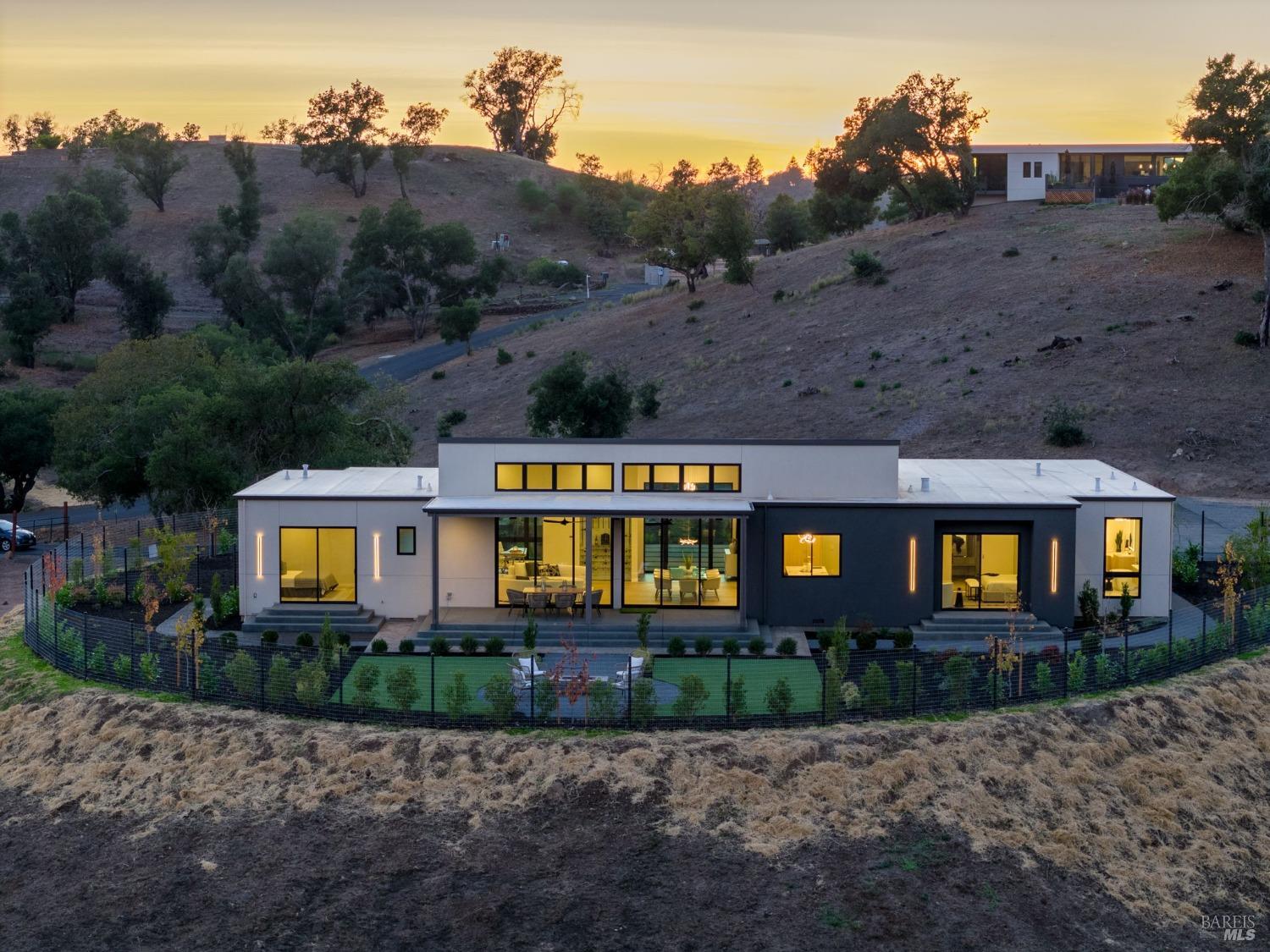 5386 Blue Ridge Trail